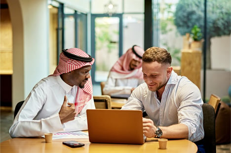 cross-cultural-business-collaboration-s